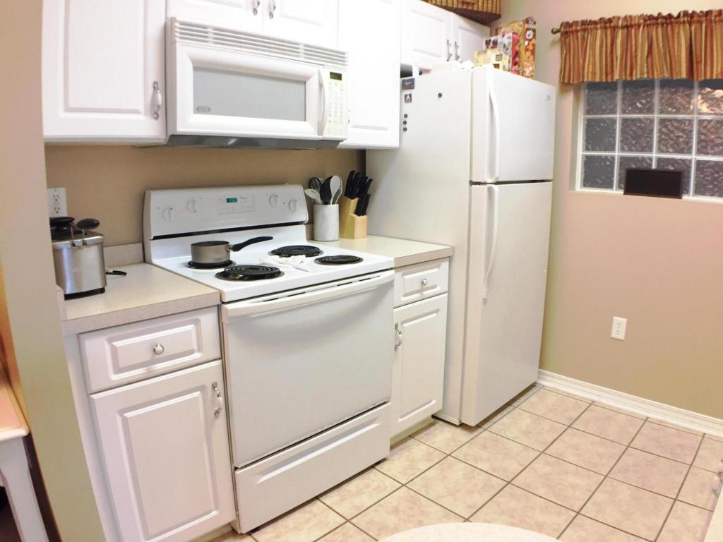 1501 N Partin Drive, Niceville, FL 32578