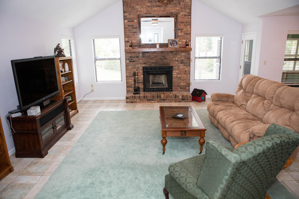 203 W MUIRFIELD Cv, Niceville, FL 32578