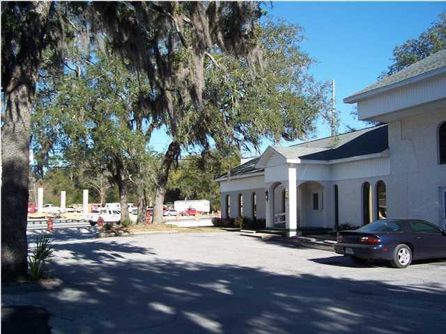 203 W JOHN SIMS, Niceville, FL 32578
