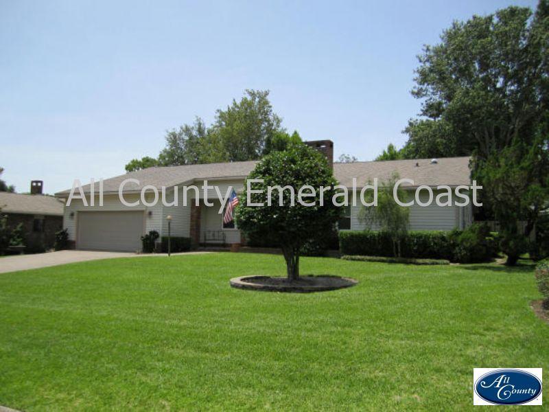 19 DORAL Drive, Shalimar, FL 32579