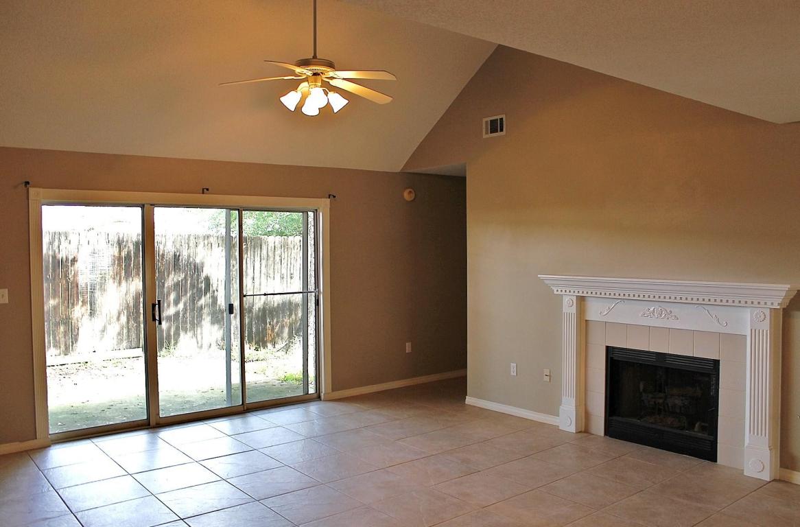 858 Mande Court, Shalimar, FL 32579