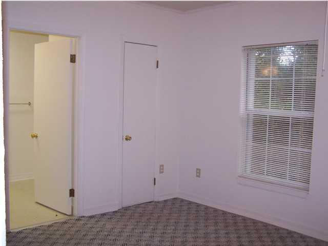 296 MONTANA Avenue, Valparaiso, FL 32580