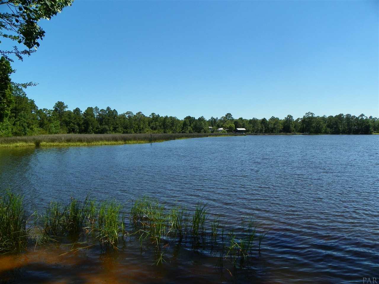 5069 Oneida Trl, Milton, FL 32583