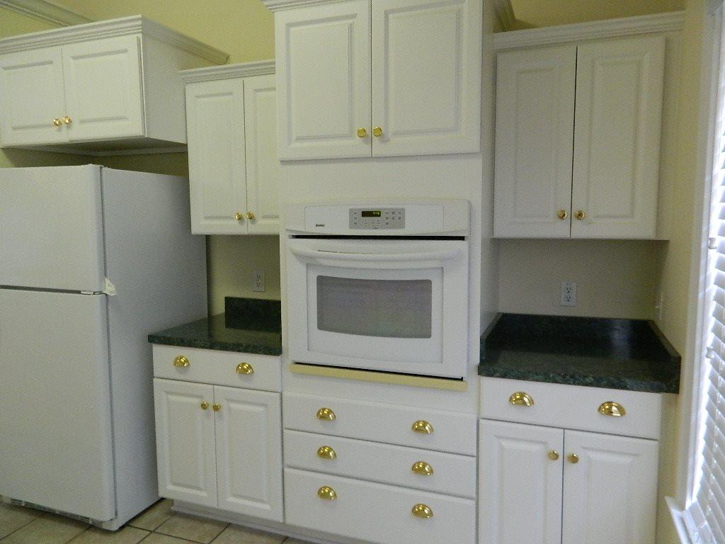3833 WINDSOR CASTLE BLVD, Milton, FL 32583