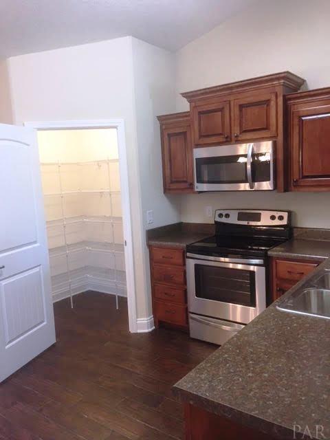 5559 BELLVIEW CT, Milton, FL 32583