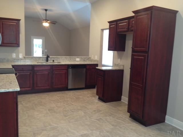 5619 VENDOME CT, Milton, FL 32583