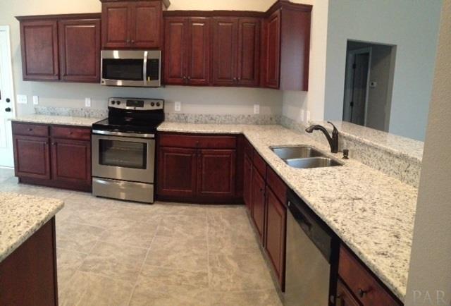 5619 VENDOME CT, Milton, FL 32583