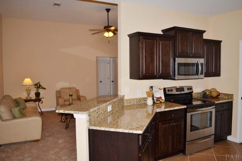 5789 JADE MOON CIR, Milton, FL 32583