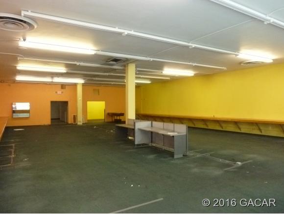 140 NW 6th ST, Gainesville, FL 32601