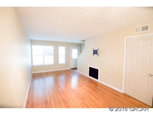 620 Southwest 10th Lane, Gainesville, FL 32601