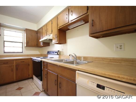 3320 Northwest 21st Drive, Gainesville, FL 32605