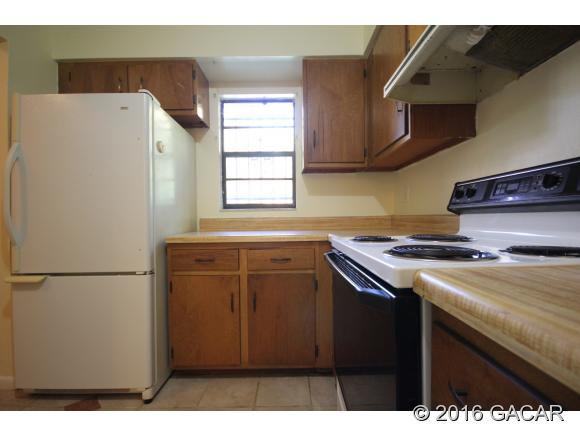 3320 Northwest 21st Drive, Gainesville, FL 32605