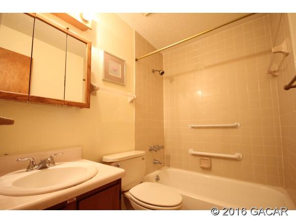 3320 Northwest 21st Drive, Gainesville, FL 32605