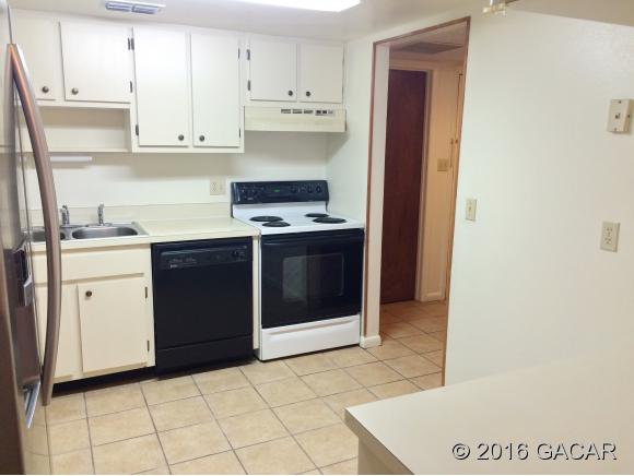 3008 Northwest 28th Circle, Gainesville, FL 32605