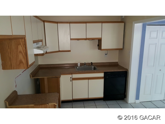 1220 Northwest 55th Street, Gainesville, FL 32605