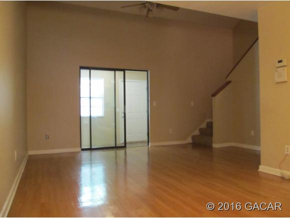 5431 Northwest 33rd Place, Gainesville, FL 32606