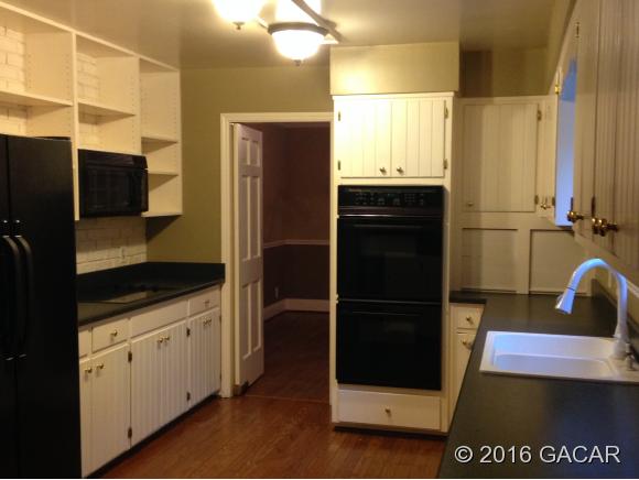 8623 Southwest 4th Place, Gainesville, FL 32607