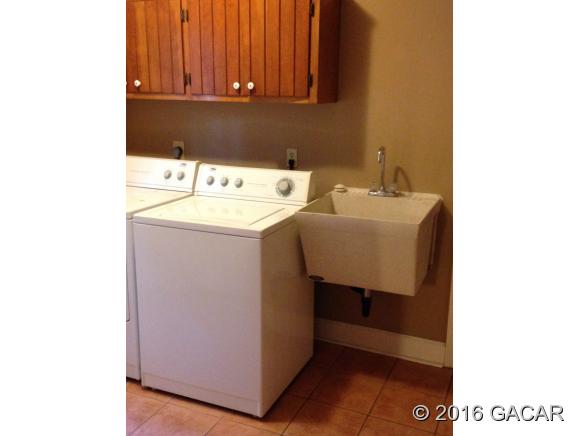 8623 Southwest 4th Place, Gainesville, FL 32607