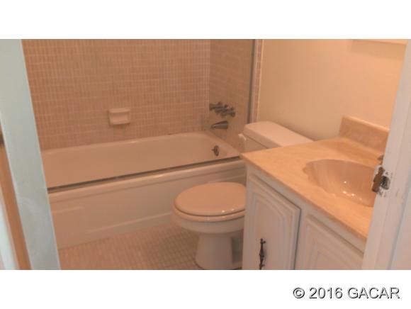 613 Southwest 75th Street, Gainesville, FL 32607