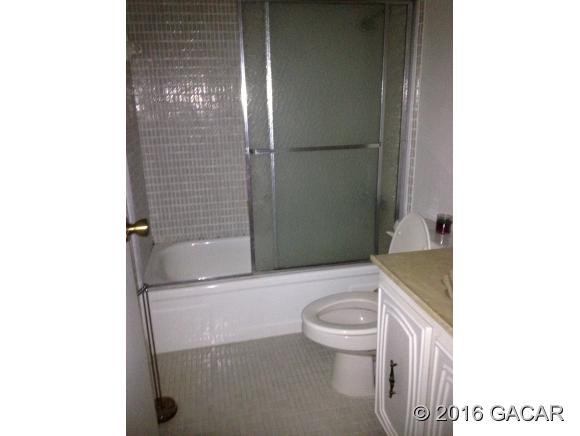 613 Southwest 75th Street, Gainesville, FL 32607