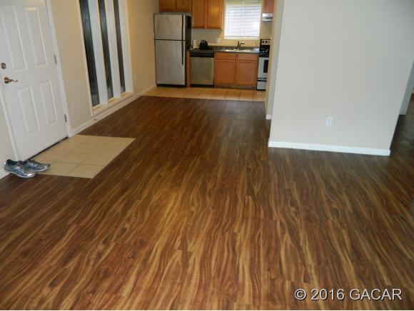 507 Northwest 39th Road, Gainesville, FL 32607
