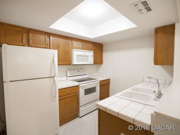 7200 Southwest 8th Avenue, Gainesville, FL 32607