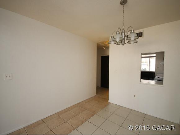 711 Southwest 75th Street, Gainesville, FL 32607