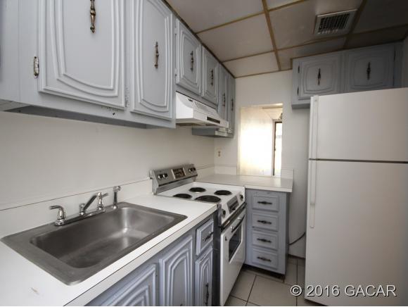 711 Southwest 75th Street, Gainesville, FL 32607