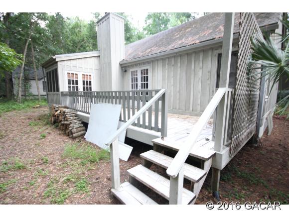 4621 Southwest 85th Drive, Gainesville, FL 32608