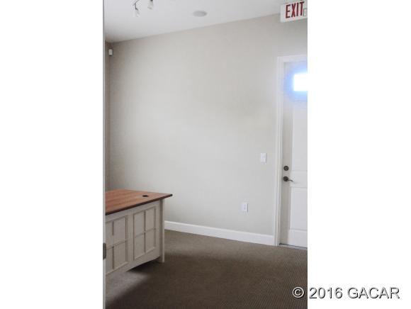 8763 Southwest 27th Lane, Gainesville, FL 32608