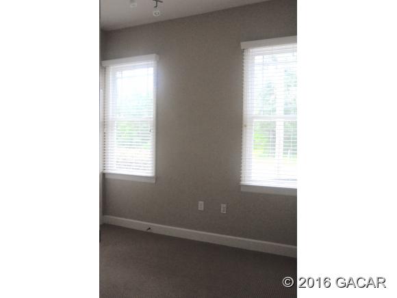 8763 Southwest 27th Lane, Gainesville, FL 32608