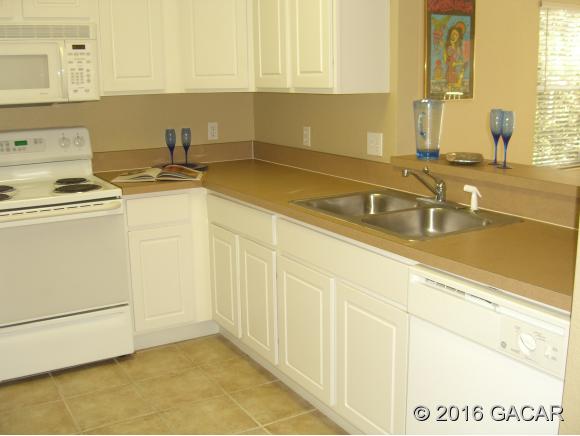 5025 SW 91st CT H-204, Gainesville, FL 32608