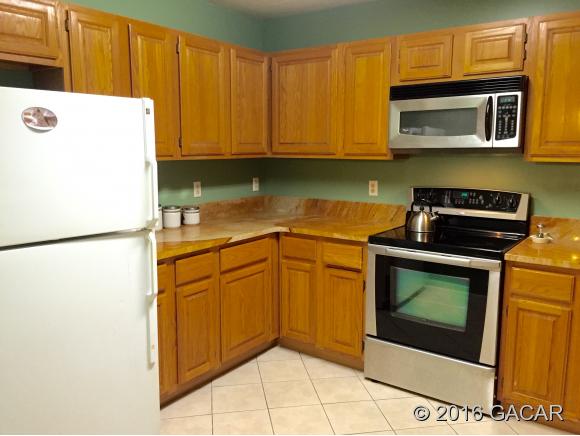 5233 Southwest 97th Drive, Gainesville, FL 32608