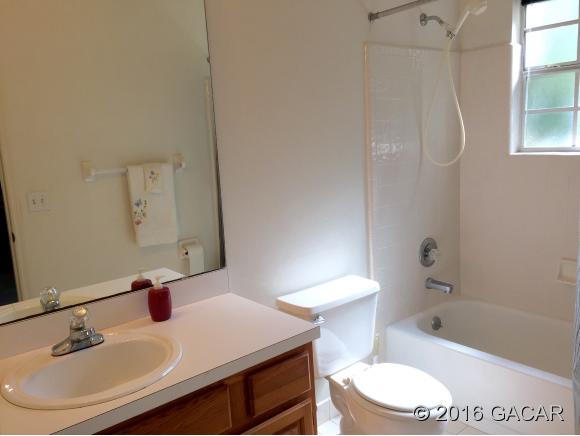 5233 Southwest 97th Drive, Gainesville, FL 32608
