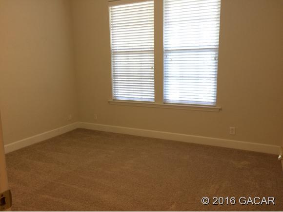4715 Southwest 91st Drive, Gainesville, FL 32608
