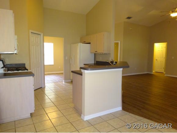 8206 Southwest 64th Place, Gainesville, FL 32608
