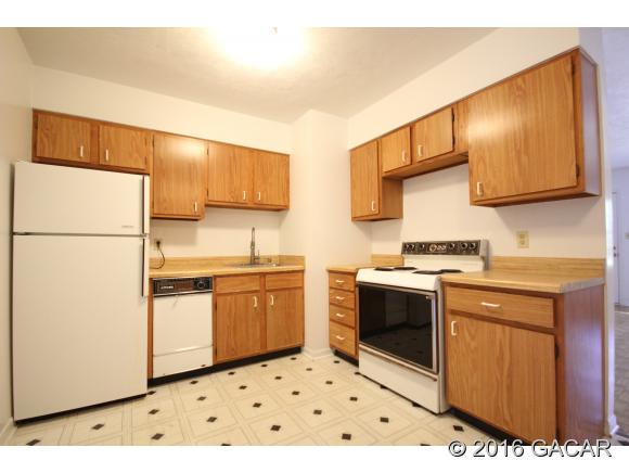 1616 Northeast 17th Place, Gainesville, FL 32609
