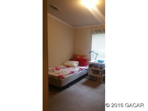 3702 Northeast 1st Way, Gainesville, FL 32609