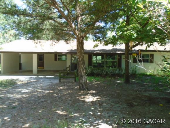 704 Northeast 156th Avenue, Gainesville, FL 32609