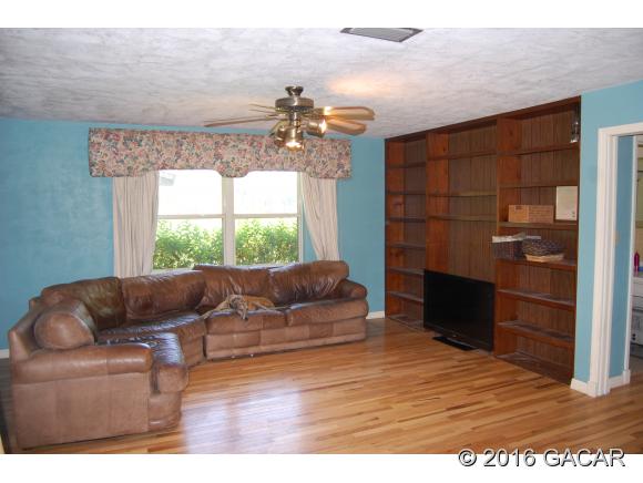 704 Northeast 156th Avenue, Gainesville, FL 32609