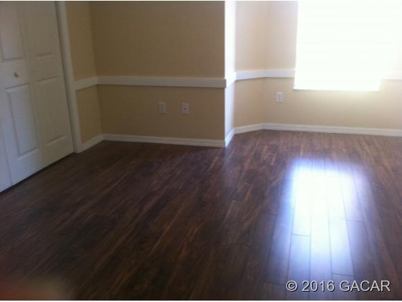10868 Northwest 65th Way, Alachua, FL 32615