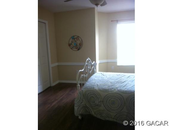 10868 Northwest 65th Way, Alachua, FL 32615