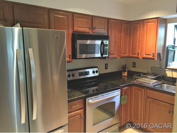 11002 Northwest Creek Drive, Alachua, FL 32615