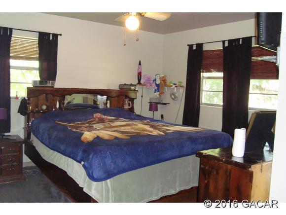13794 Southwest 167th Terrace, Archer, FL 32618