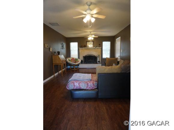 3379 Northwest County Road 340, Bell, FL 32619