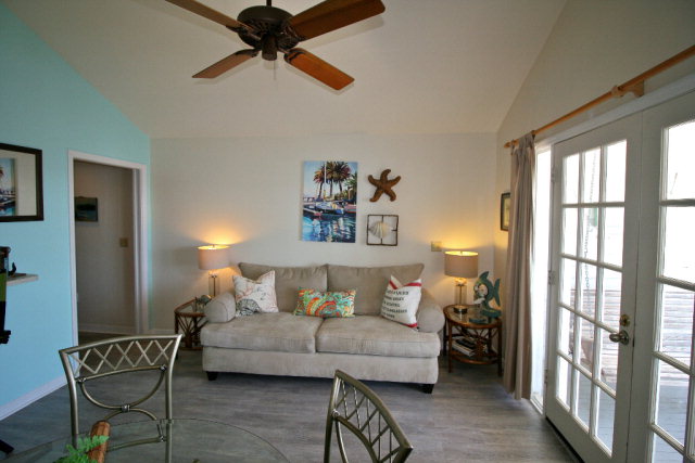 550 1st St, Cedar Key, FL 32625