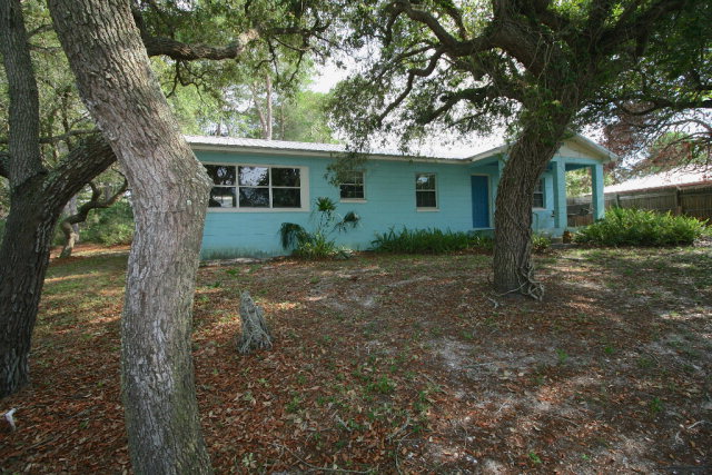 12350 Gulf Blvd, Cedar Key, FL 32625
