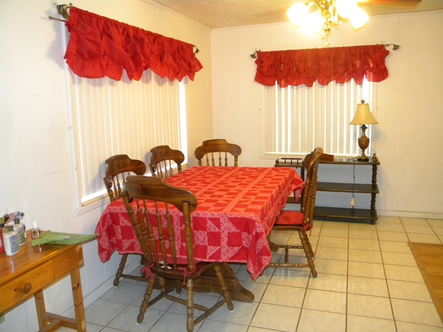 5050 60TH STREET, Chiefland, FL 32626