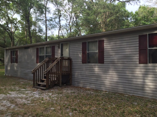 211 558th St, Old Town, FL 32628