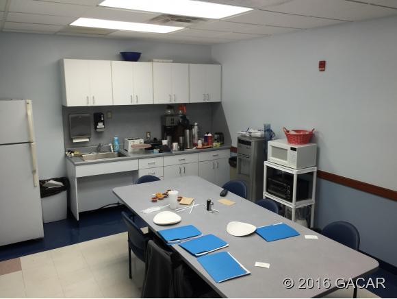 5837 Southeast US Highway 301, Hawthorne, FL 32640